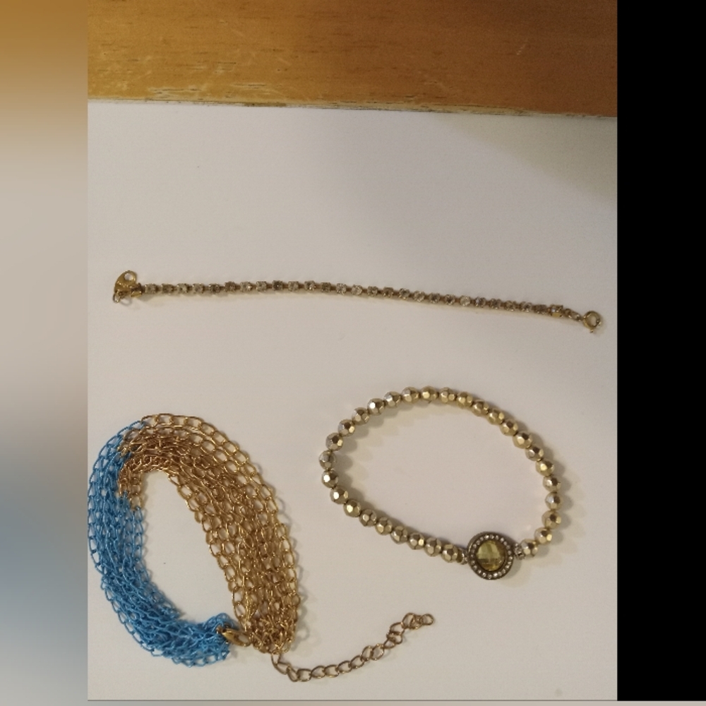 3 Bracelets